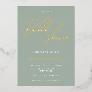 Invitación Con Relieve Metalizado Simple Elegante Verde Sage Script Bodas de Shower
