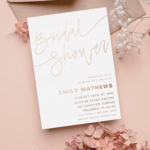 Invitación Con Relieve Metalizado Simple Rosa Oro Caligrafía Bridal Shower