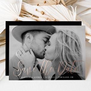 Invitación Con Relieve Metalizado Simple Save the Date de foto con letra script de l