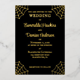 Invitación Con Relieve Metalizado Spiderwebs Black and Gold Gothic Boda