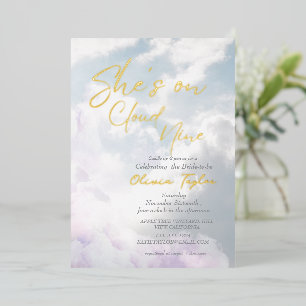 Invitación Con Relieve Metalizado Suave Ella está en la nube 9 Elegante Ducha de No