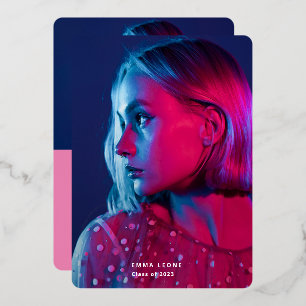 Invitación Con Relieve Metalizado Superposición de letra de moda Dos fotos Graduac