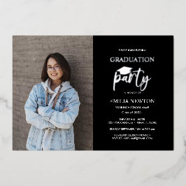 Invitación Con Relieve Metalizado Tapa de graduación de foto vertical negra Script