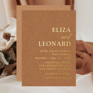 Invitación Con Relieve Metalizado Terracota y Oro Minimalista Otoño