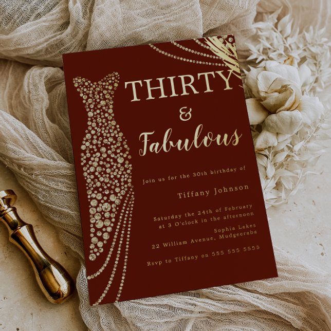 Invitación Con Relieve Metalizado Thirty & Fabulous Burgundy & Gold 30th Birthday  (Subido por el creador)