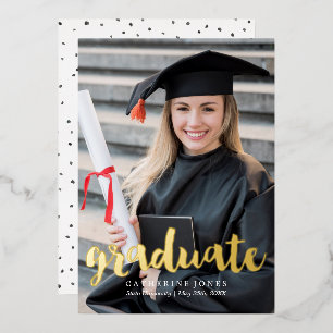 Invitación Con Relieve Metalizado Tipografía de graduación de letras a mano de moda
