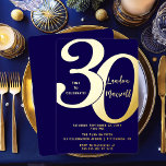 Invitación Con Relieve Metalizado Tipografía minimalista 30 30 Fiesta de cumpleaños<br><div class="desc">Sencilla,  minimalista,  elegante y elegante,  esta tipografía "30" de 30 años de invitación seguramente satisfará a los más exigentes. Para el fiesta del año,  no hay mejor manera de decir "¡Celebremos!"</div>