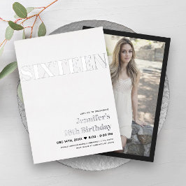 Invitación Con Relieve Metalizado Tipografía moderna en blanco y negro 16