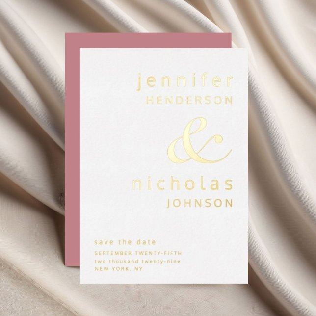 Invitación Con Relieve Metalizado Una Polvorienta Ampersa Rosa y Boda Salven La Fech (Dusty Pink Ampersand Wedding Save The Date Foil Invitation)