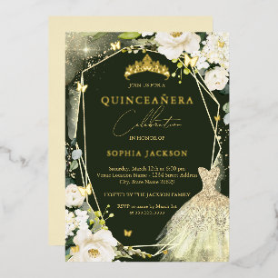 Invitación Con Relieve Metalizado Vestido de quinceañera con tiara floral verde dora