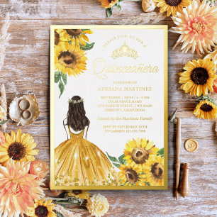 Invitación Con Relieve Metalizado Vestido floral amarillo girasoles Quinceanera oro