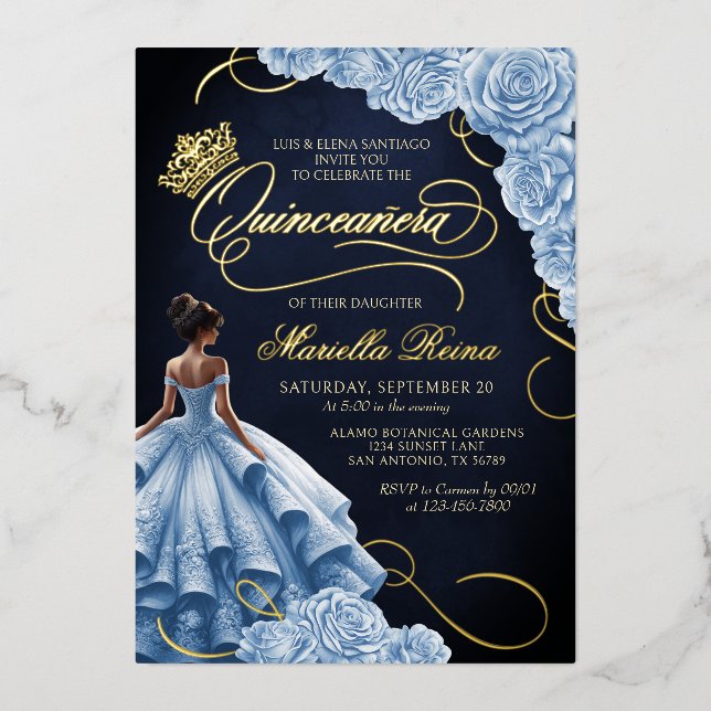 Invitación Con Relieve Metalizado Vestido floral azul Quinceañera (Anverso)