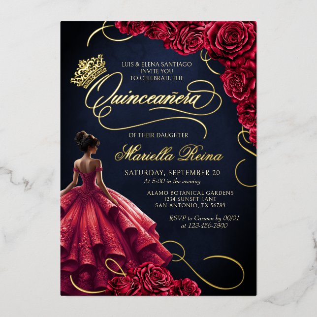 Invitación Con Relieve Metalizado Vestido floral rojo Quinceañera (Anverso)