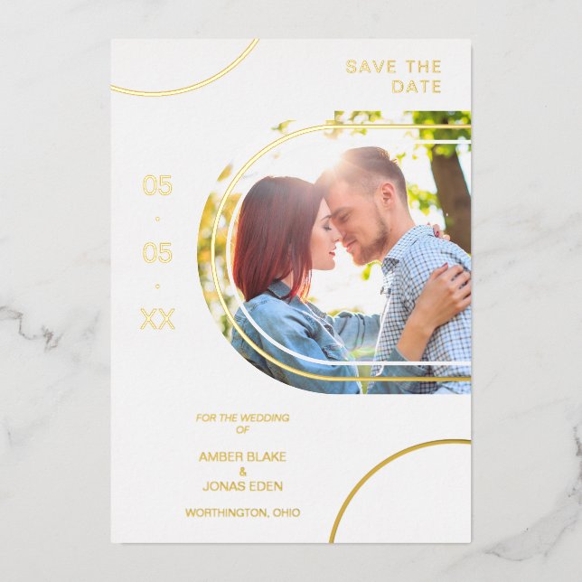 Invitación Con Relieve Metalizado Wedding Abstract Shapes Photo Couple Golden Effect (Anverso)