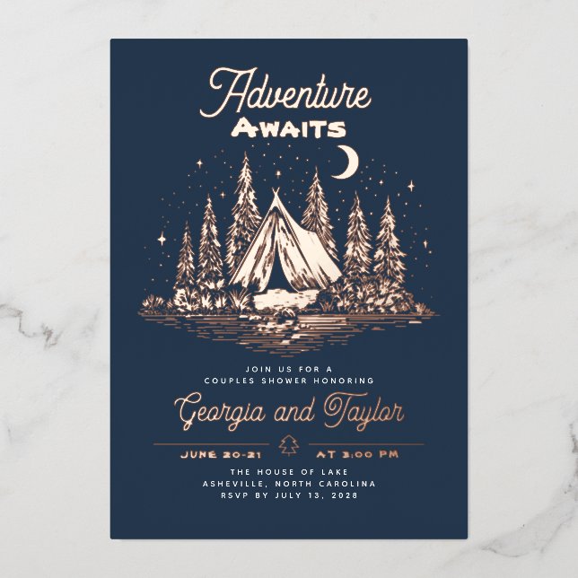 Invitación Con Relieve Metalizado Whimsical Camping Couples Shower Adventure Awaits (Anverso)