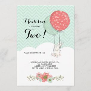 Invitación Conejito blanco adorable con la fiesta de