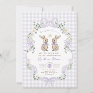 Invitación Conejo de lazo morado, fiesta de gemelos para bebé