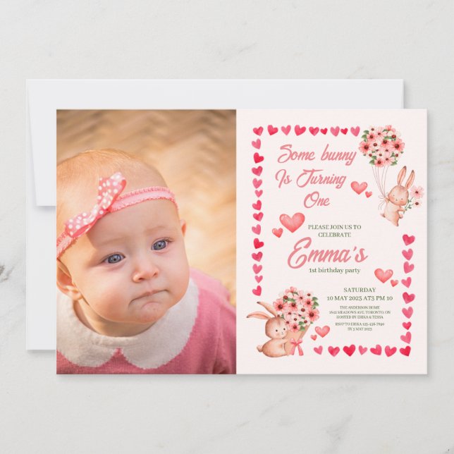 Invitación Conejo rosa con foto de primer cumpleaños (Anverso)