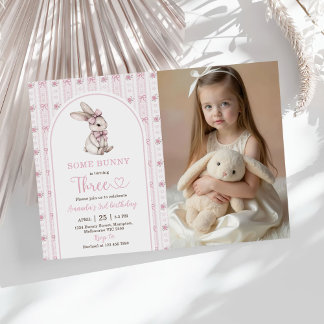 Invitación Conejo vintage con lazo rosa foto de cumpleaños nú