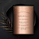 Invitación Confeti negro marrón de bronce de la fiesta de los<br><div class="desc">¡Celebrando con estilo una fiesta de cumpleaños número 50 (o cualquier edad)! Un fondo de color marrón falso de bronce metálico, decorado con chispas de confeti dorado. Un simple marco negro. Plantillas para la información de su fiesta. El nombre está escrito con un moderno y moderno guión escrito a mano...</div>