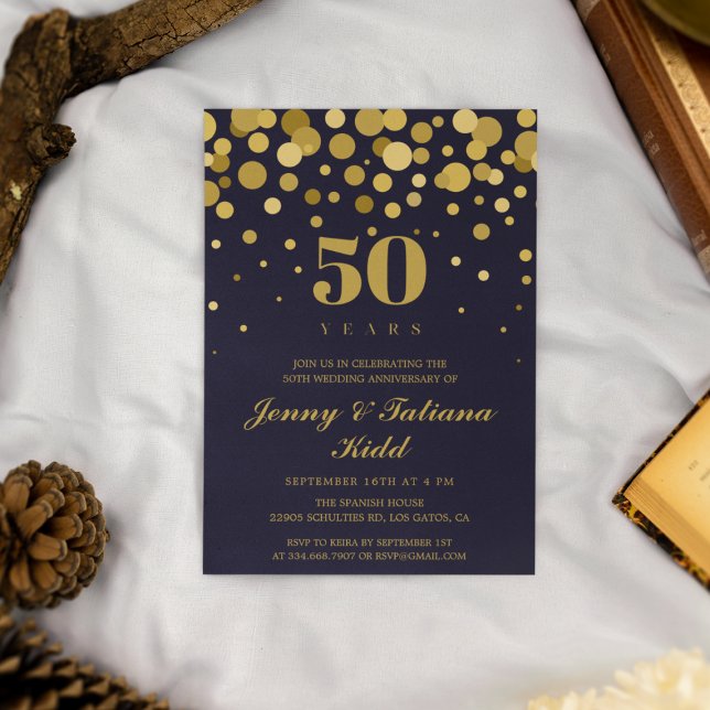 Invitación Confetti azul marino y oro 50° aniversario de boda (Subido por el creador)