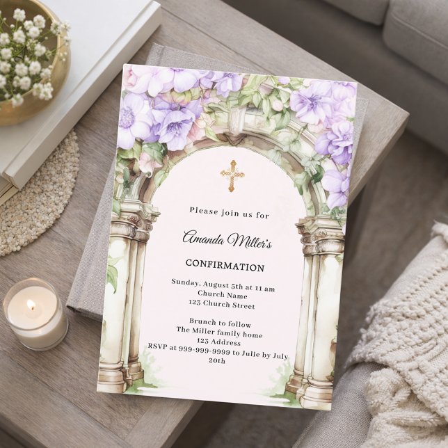 Invitación Confimación de niña con flores de lavanda en arco (Subido por el creador)
