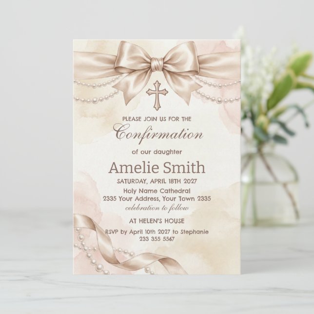 Invitación Confirmation Invitation with Beige Bow and Pearls (Anverso de pie)