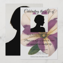 Invitación conmemorativa de petunia púrpura
