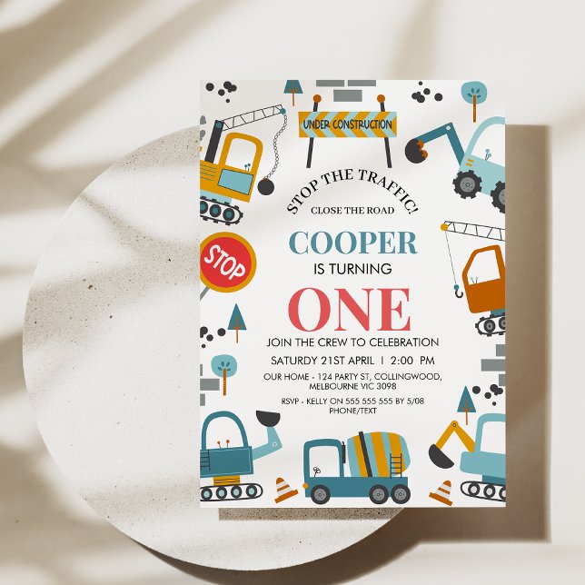Invitación Construcción de un niño moderno multicolor (Construction 1st Birthday Invitation Template, Multicolored Stop The Traffic Construction Invitation)