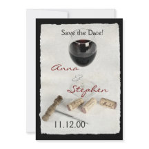 Copa de vino y corchos