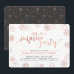 Invitación Copper | Fiesta de cumpleaños sorpresa moderna 50<br><div class="desc">Celebra tu día especial con este diseño de invitación de fiesta elegante que presenta una tipografía y patrones de fondo hermosos en textura de oro rosa falso. Perfecto para cualquier fiesta sorpresa. Puedes personalizar todo el texto como quieras.</div>