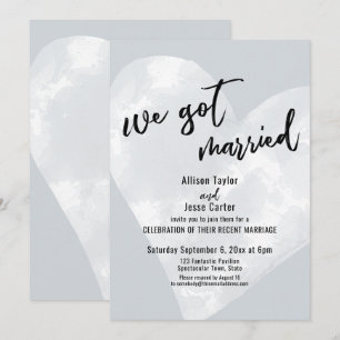 Invitación Corazón de Acuarela Blanca Nos Casamos en Gris
