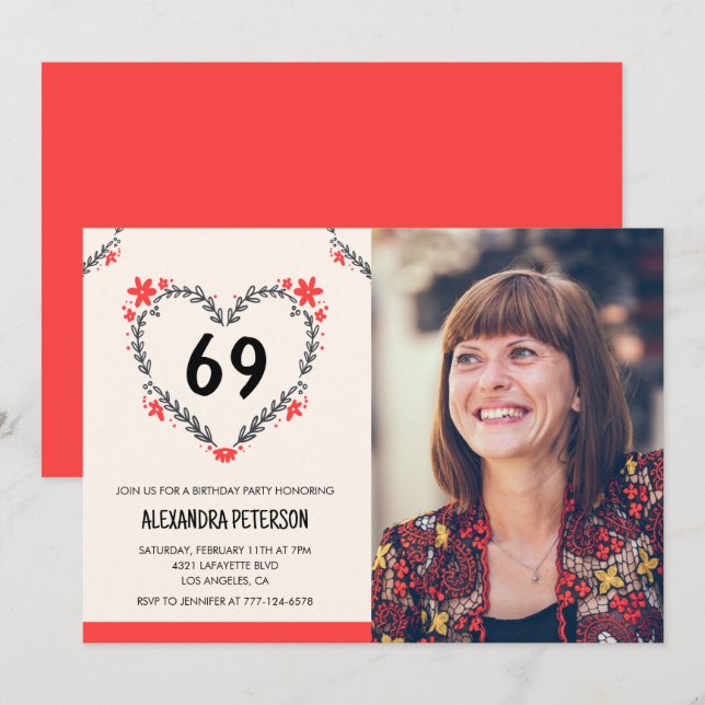 Invitación Corazón floral rojo elegante para su 69 cumpleaños (Anverso / Reverso)