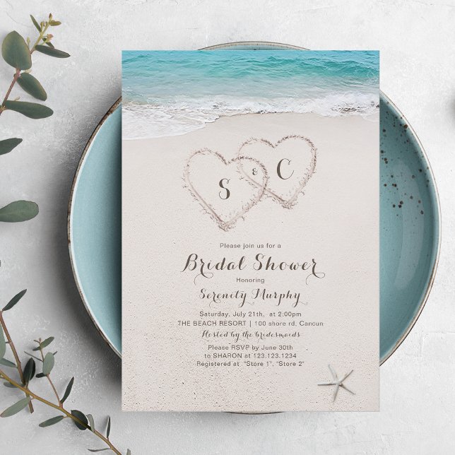Invitación Corazones en la playa de arena ducha de novia (Hearts in the sand beach bridal shower invitation)
