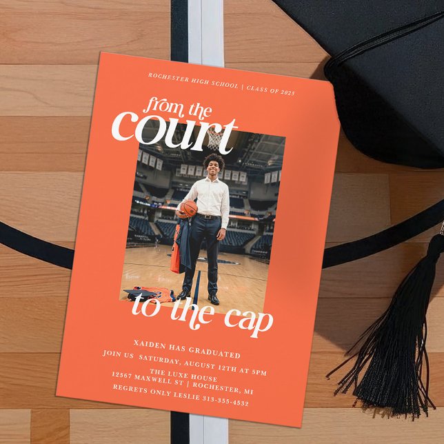 Invitación Corte de Graduación de Baloncesto al Cabo (Basketball Graduation Party Invitation. From the Court to the Cap. )