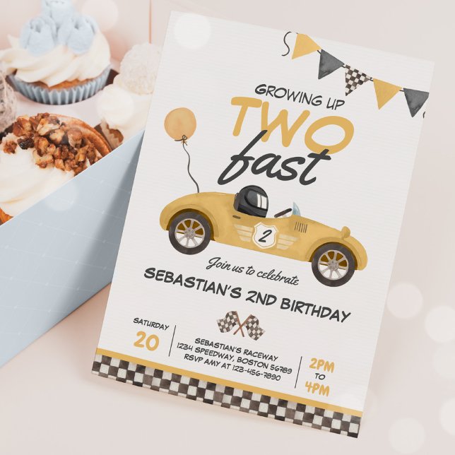 Invitación Crecer dos coches de carreras de amarillo rápido s (Subido por el creador)