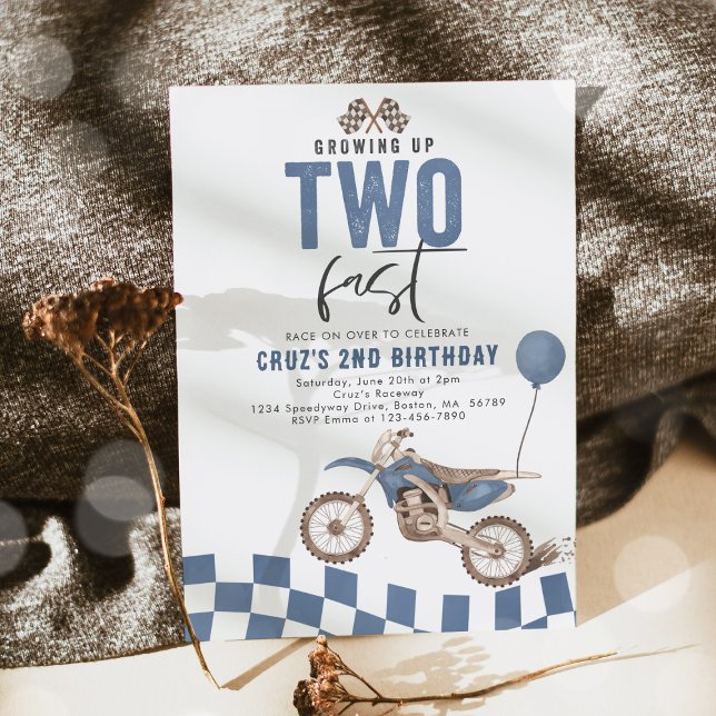 Invitación Crecer Dos Rápidamente Blue Dirt Bike Boy Cumpleañ (Subido por el creador)