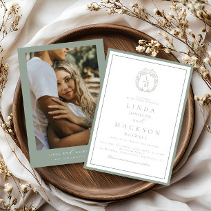 Invitación Crest botánico en verde salvia monograma boda