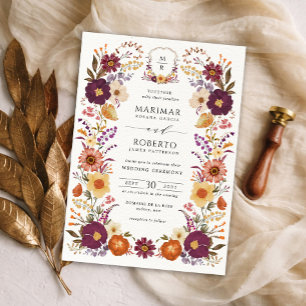 Invitación Crest de monograma de boda con flores pintadas a m