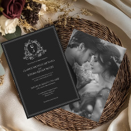 Invitación Cresta de Monograma Foto de Boda en Blanco y Negro
