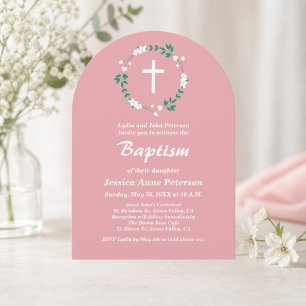 Invitación Cruz Blanca Floral Crest Rosa Polvoriento Bautizo
