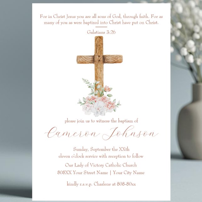 Invitación Cruz de Madera Flores Blancas y Rosadas Bautizo (Subido por el creador)