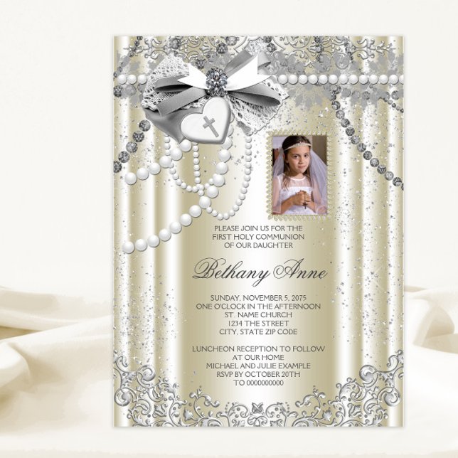 Invitación Cruz de Perla de Marfil Foto Primera Comunión (Pretty photo first communion, baptism and christening invitation.)