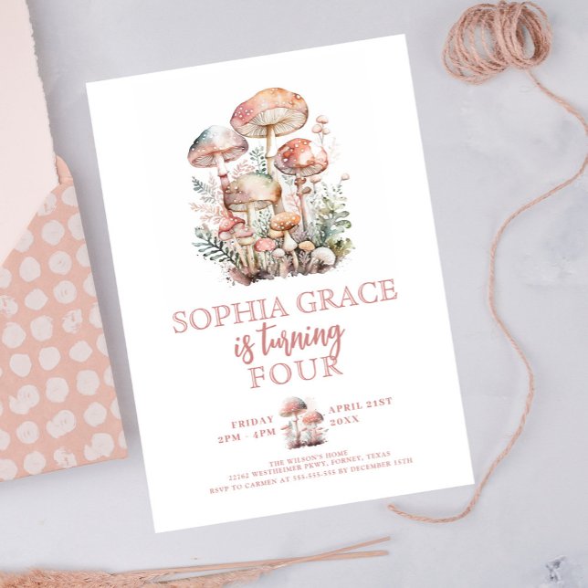 Invitación Cualquier año cumpleaños rosado de Woodland Mushro (Subido por el creador)