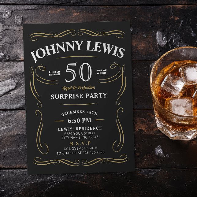 Invitación Cualquier sorpresa con tema de whisky de edad 50 a (Any age whiskey themed surprise 50th birthday invitation)