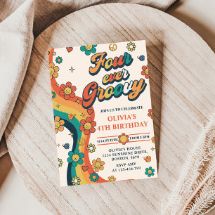 Invitación Cuatro días del arco iris retro de Groovy
