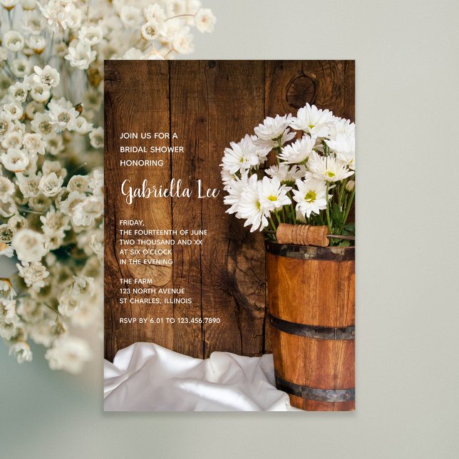 Invitación Cubo de madera de White Daisies Barn Bridal Shower (Subido por el creador)