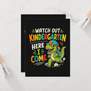 Invitación Cuidado jardín de infancia aquí vengo Dino