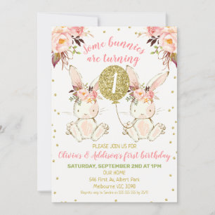 Invitación Cumpleaños 1 de conejito floral rosa dorado para g
