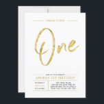 Invitación Cumpleaños 1 | Oro | Letra de Pincel Uno Fiesta de<br><div class="desc">Celebra tu día especial con esta invitación de cumpleaños moderna y elegante. Este diseño presenta un "uno" en letra de pincel con un diseño limpio en tema de color oro y blanco. Más diseños y suministros para fiestas están disponibles en mi tienda BaraBomDesign.</div>